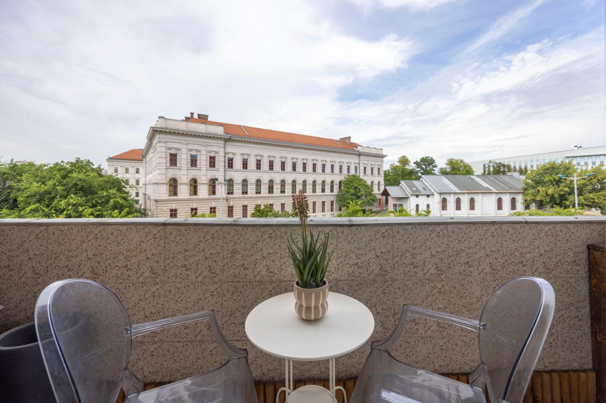 Luxy Central Spacious & Cozy Residence With Balcony Budapeszt Zewnętrze zdjęcie