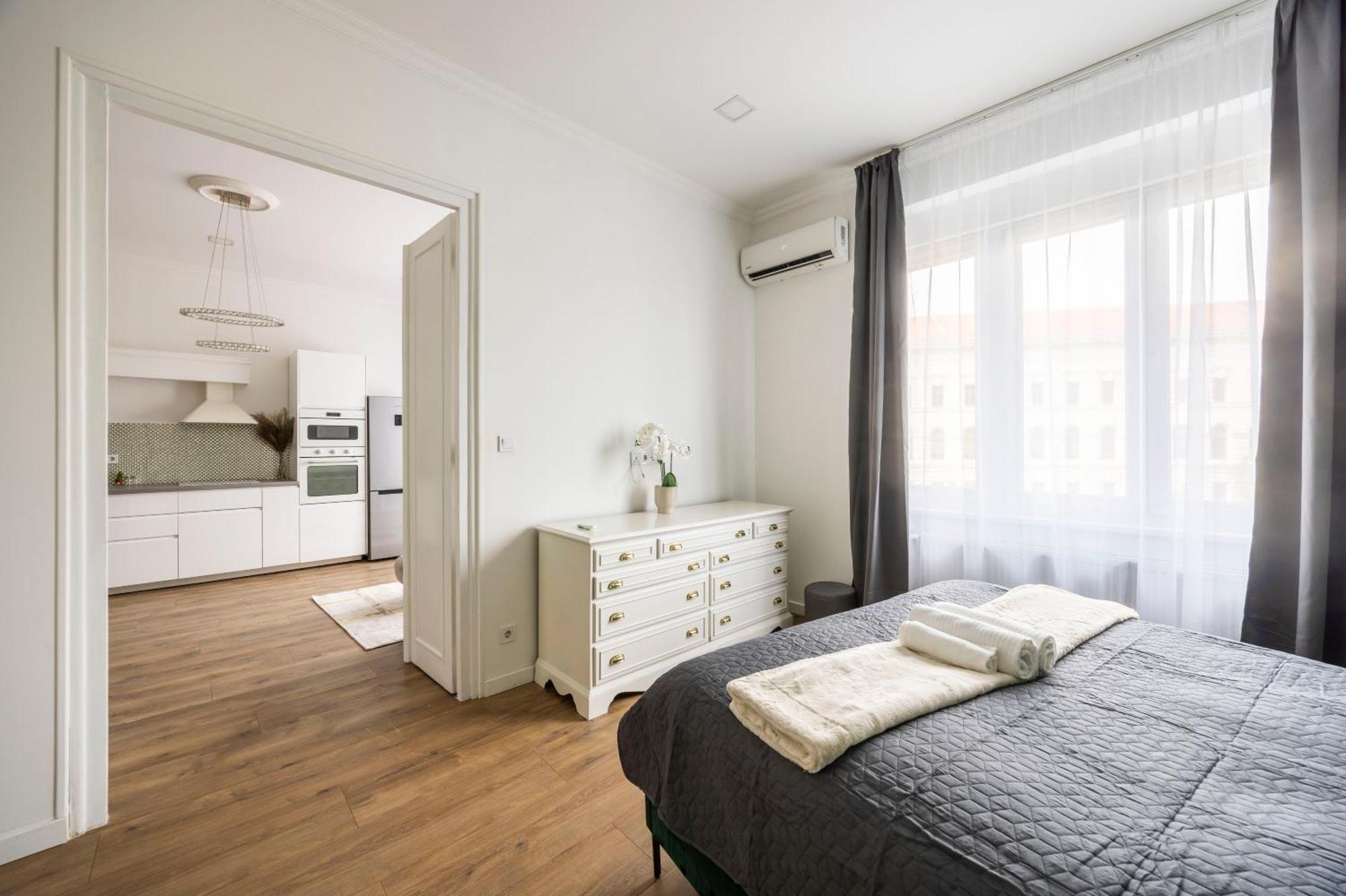 Luxy Central Spacious & Cozy Residence With Balcony Budapeszt Zewnętrze zdjęcie